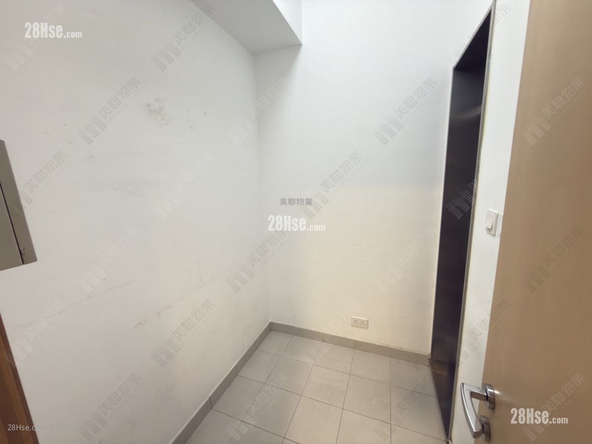 天玺 售盘 3 房 875 平方尺