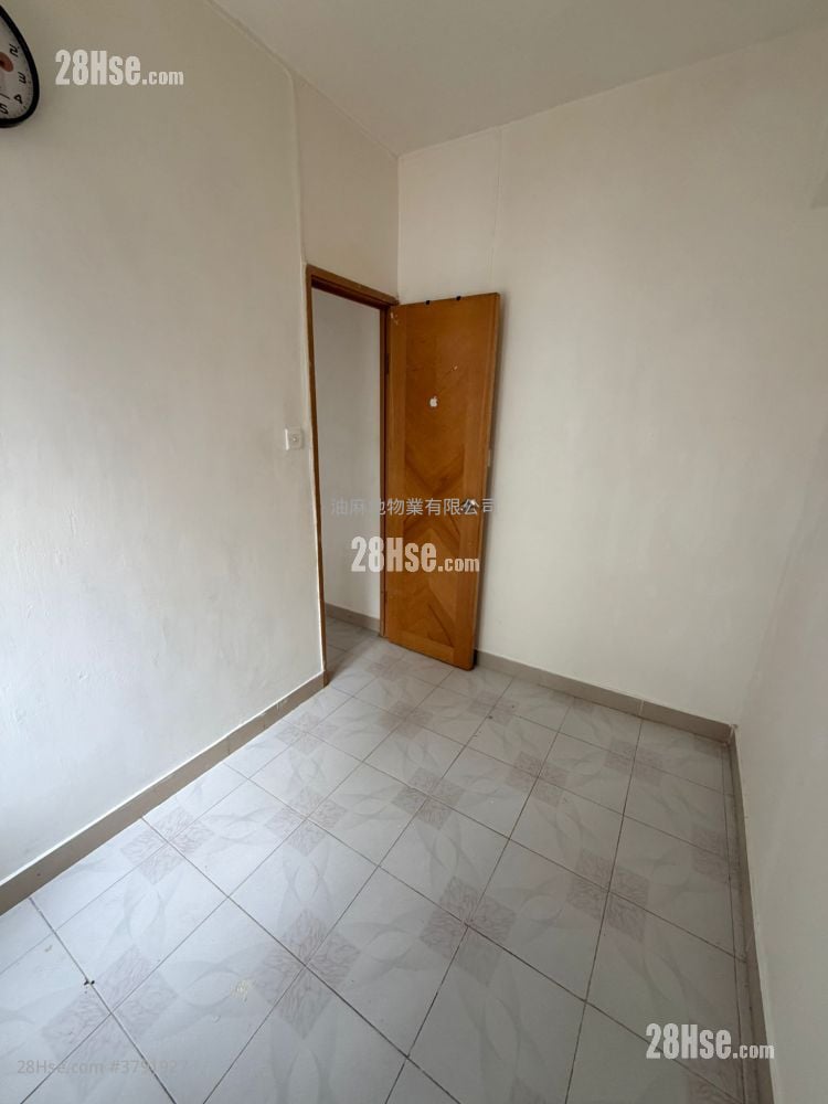 单幢楼房 租盘 1 房 , 1 浴室 160 平方尺