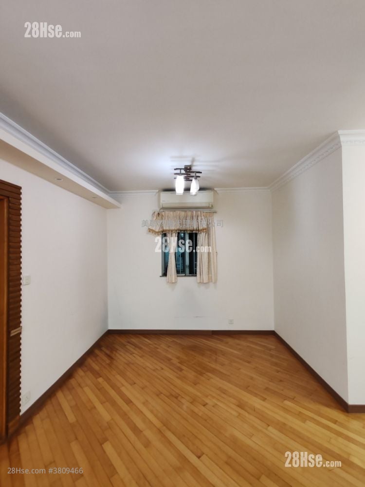 Tung Chung Crescent Rental 3 Bedrooms , 3 Bathrooms 821 ft²