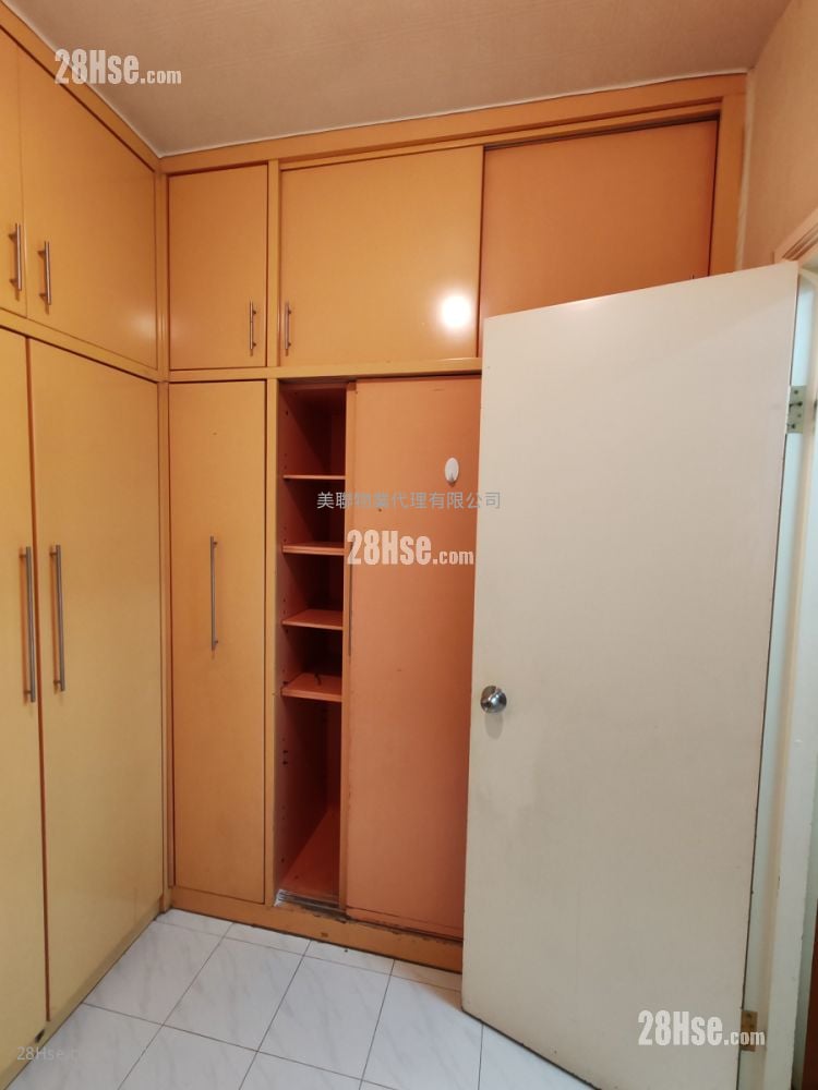 Tung Chung Crescent Rental 3 Bedrooms , 3 Bathrooms 821 ft²