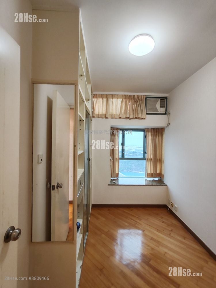 Tung Chung Crescent Rental 3 Bedrooms , 3 Bathrooms 821 ft²