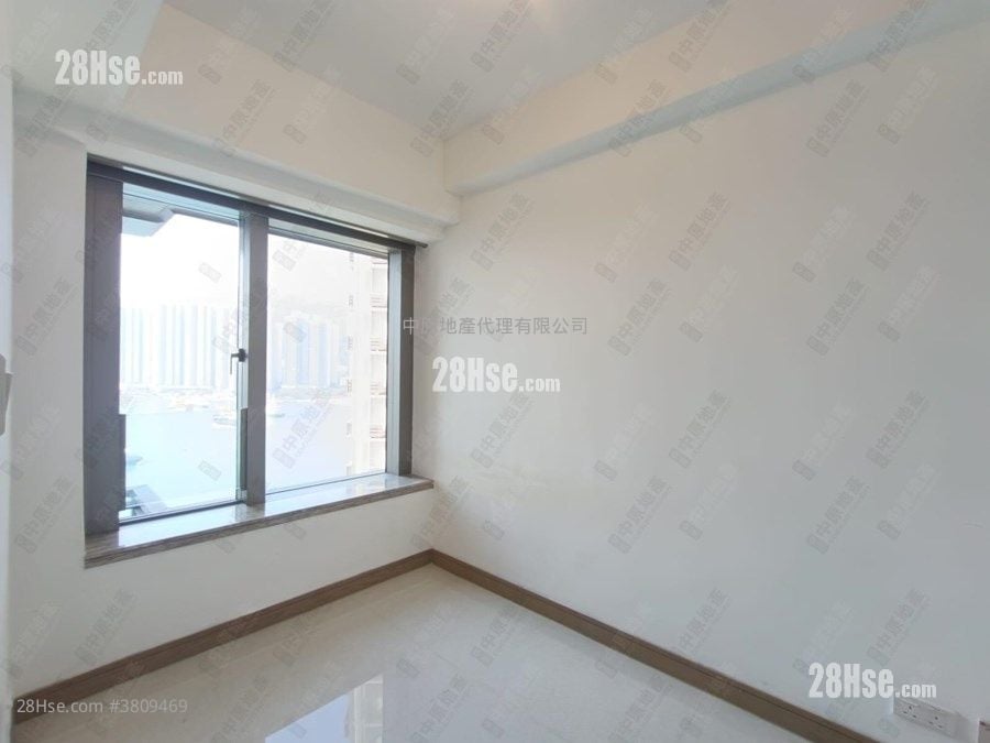 Ocean Pride Sell 2 Bedrooms , 1 Bathroom 527 ft²