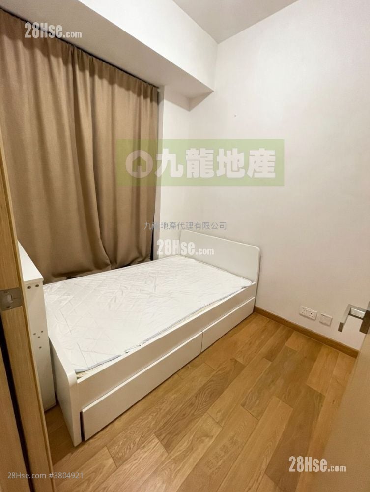 The Astro Sell 1 Bedroom , 1 Bathroom 238 ft²