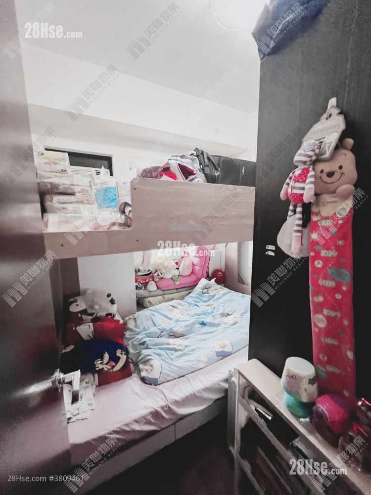 御皇庭 售盘 4 房 , 2 浴室 690 平方尺