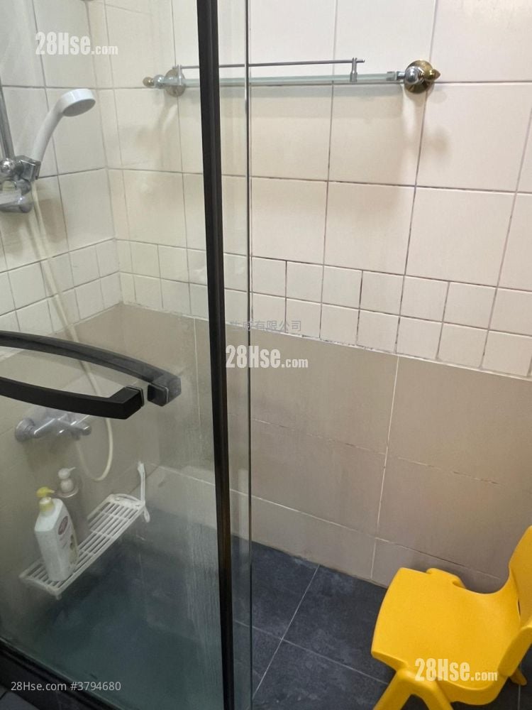 锦泰苑 租盘 3 房 , 2 浴室 650 平方尺