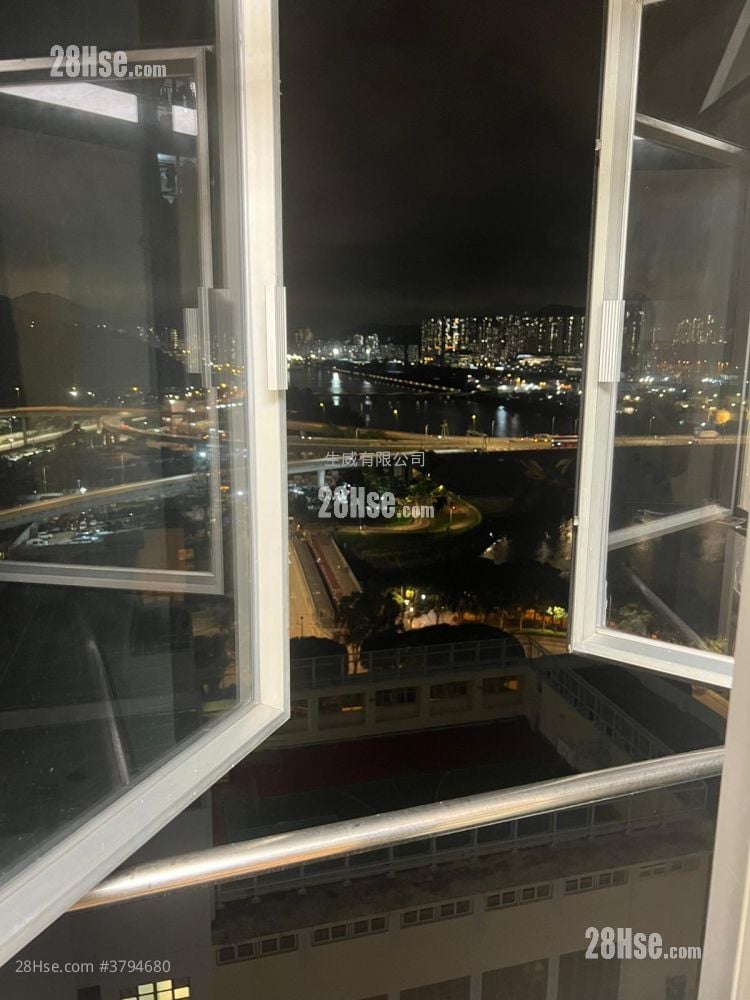 锦泰苑 租盘 3 房 , 2 浴室 650 平方尺