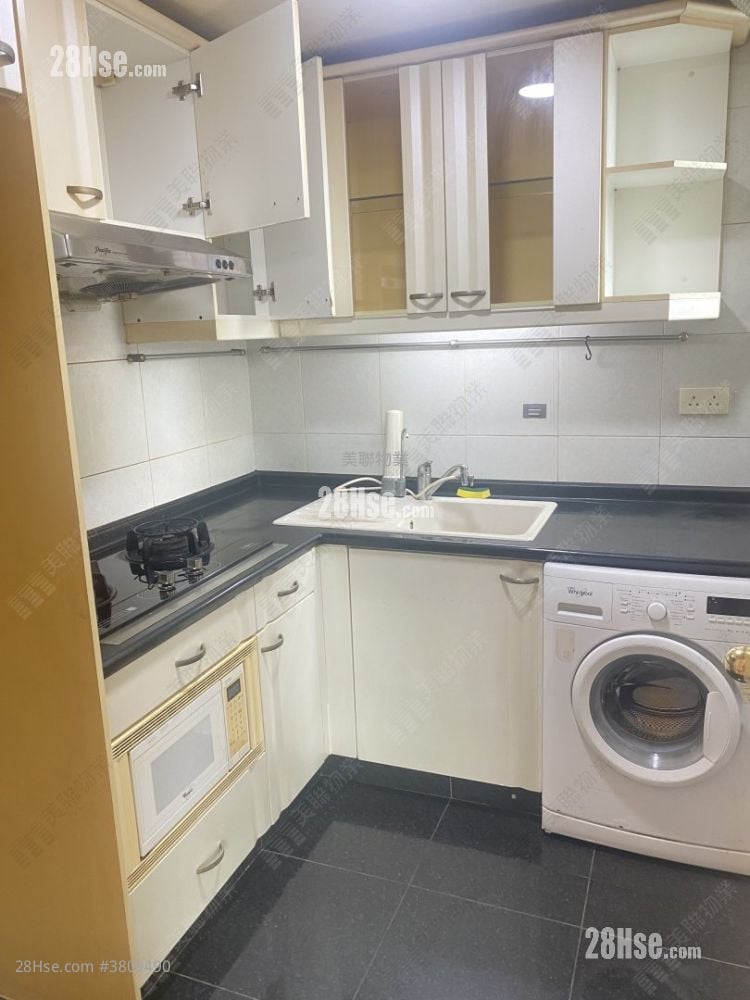 kitchen: Grand Regentville Sell 2 Bedrooms , 1 Bathroom 462 ft²