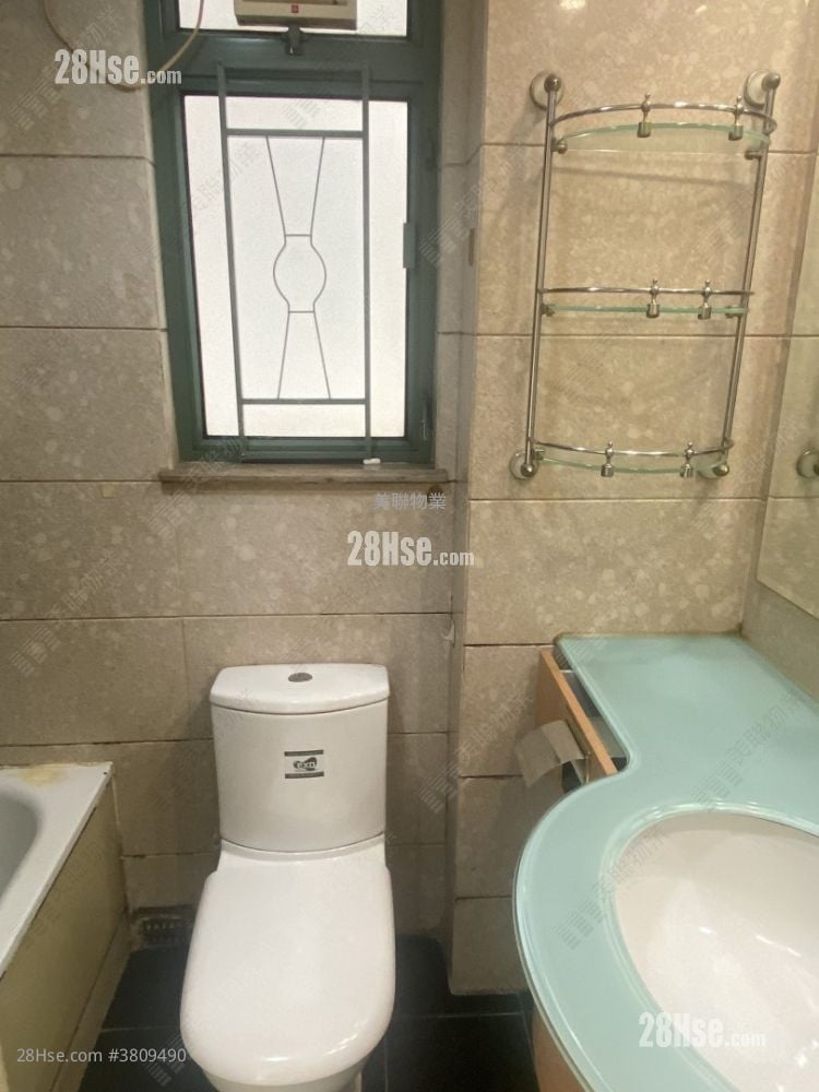 bathroom: Grand Regentville Sell 2 Bedrooms , 1 Bathroom 462 ft²