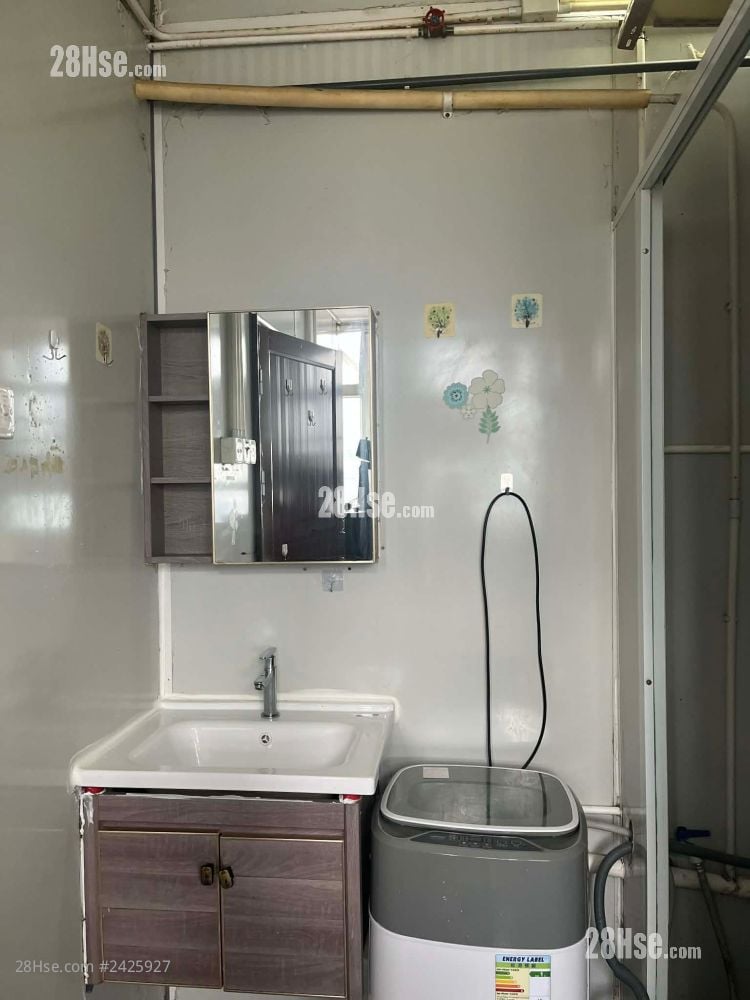 Tuen Mun Centre Rental 2 Bedrooms , 1 Bathroom 282 ft²