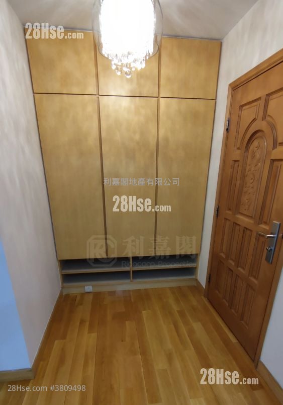 Mei Foo Sun Chuen Sell 3 Bedrooms , 2 Bathrooms 927 ft²