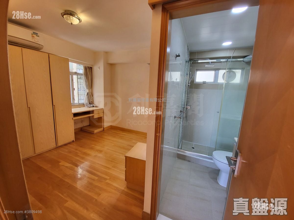 Mei Foo Sun Chuen Sell 3 Bedrooms , 2 Bathrooms 927 ft²