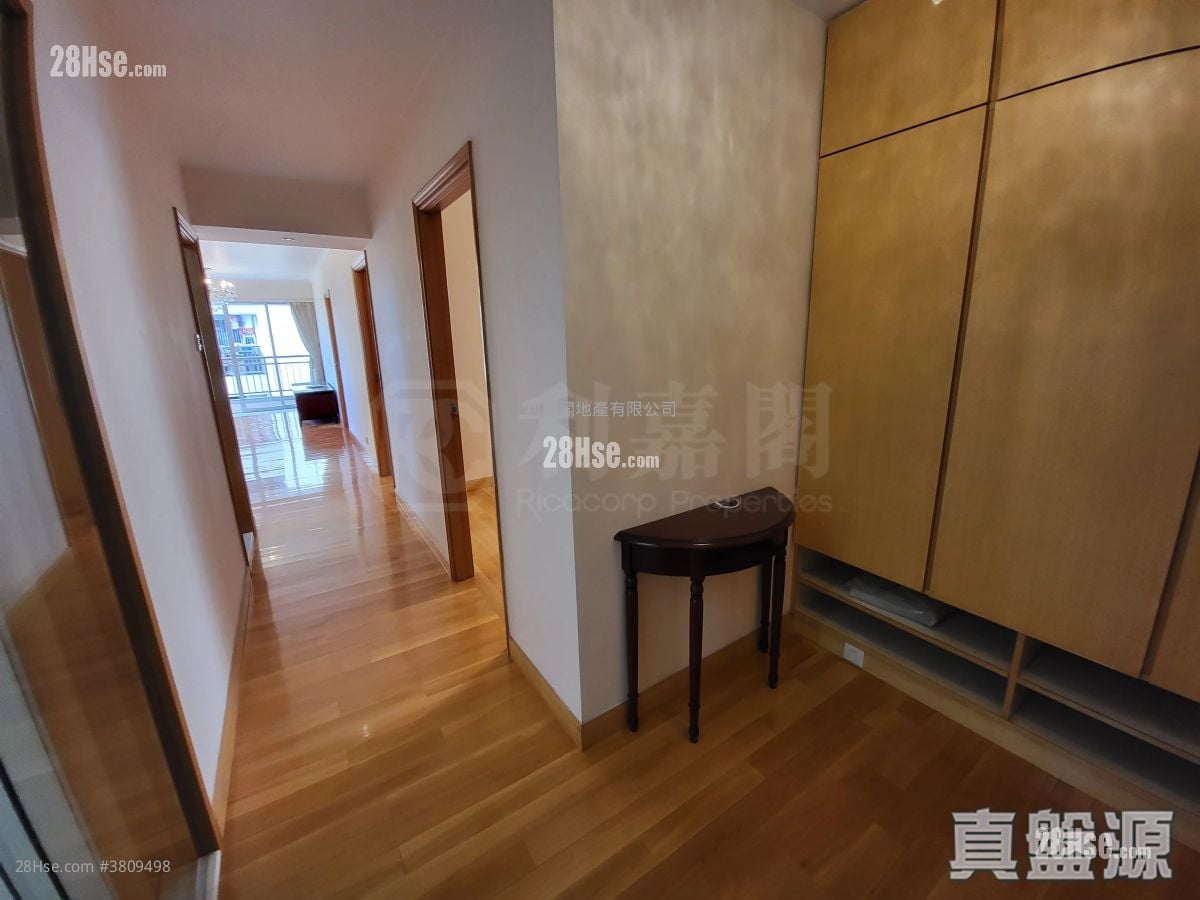 Mei Foo Sun Chuen Sell 3 Bedrooms , 2 Bathrooms 927 ft²