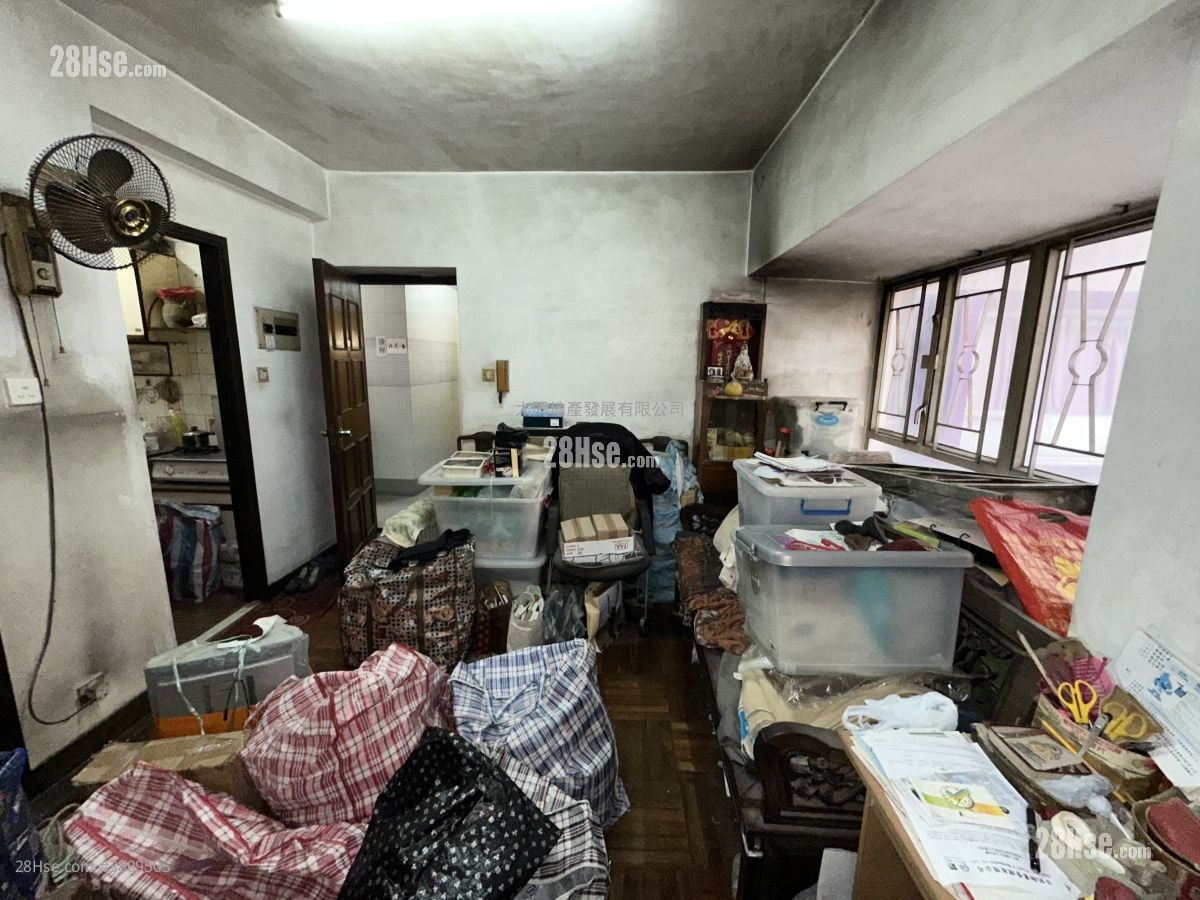 鴻祥大廈 售盤 1 房 , 1 浴室 322 平方呎