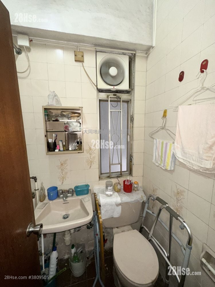 鴻祥大廈 售盤 1 房 , 1 浴室 322 平方呎