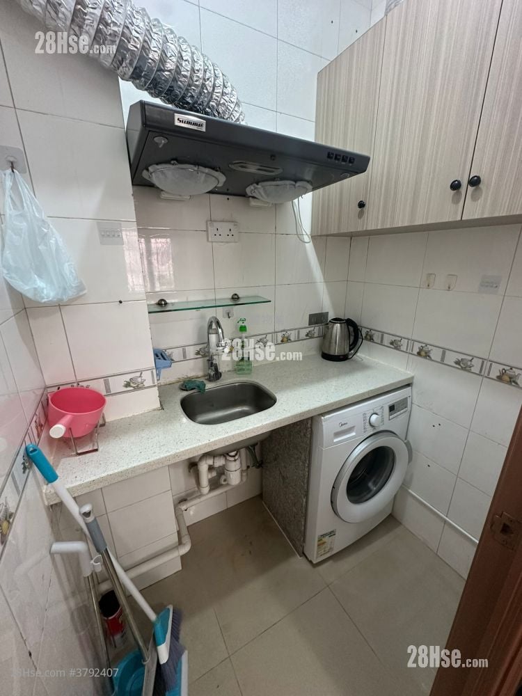 华都楼 租盘 2 房 , 1 浴室 363 平方尺