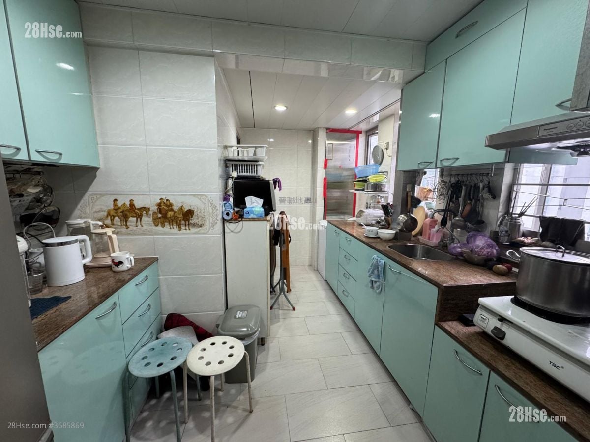 沙田第一城 售盘 3 房 , 2 浴室 853 平方尺