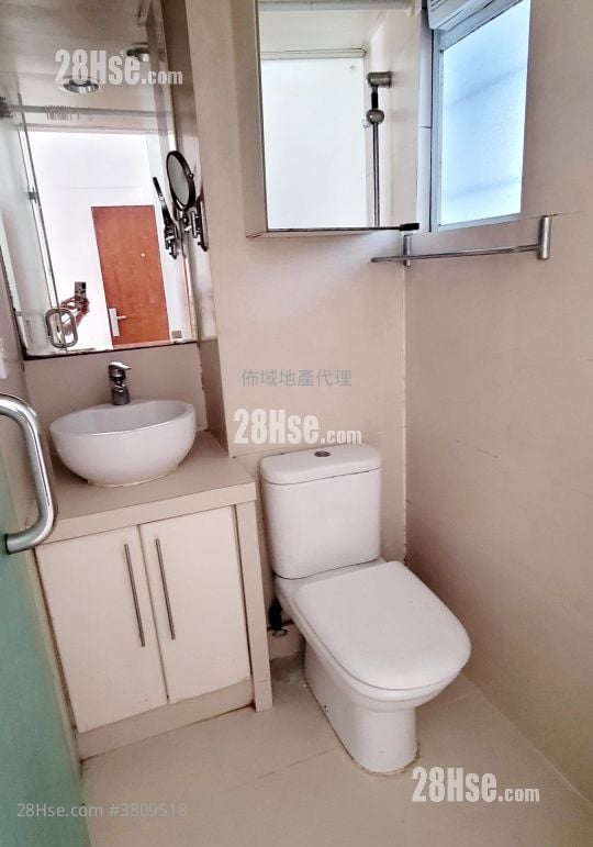 荷李活道80號 租盤 1 房 , 1 浴室 245 平方呎