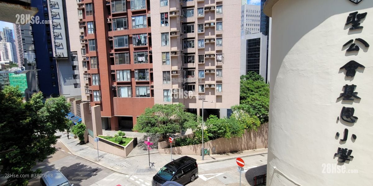 荷李活道80號 租盤 1 房 , 1 浴室 245 平方呎