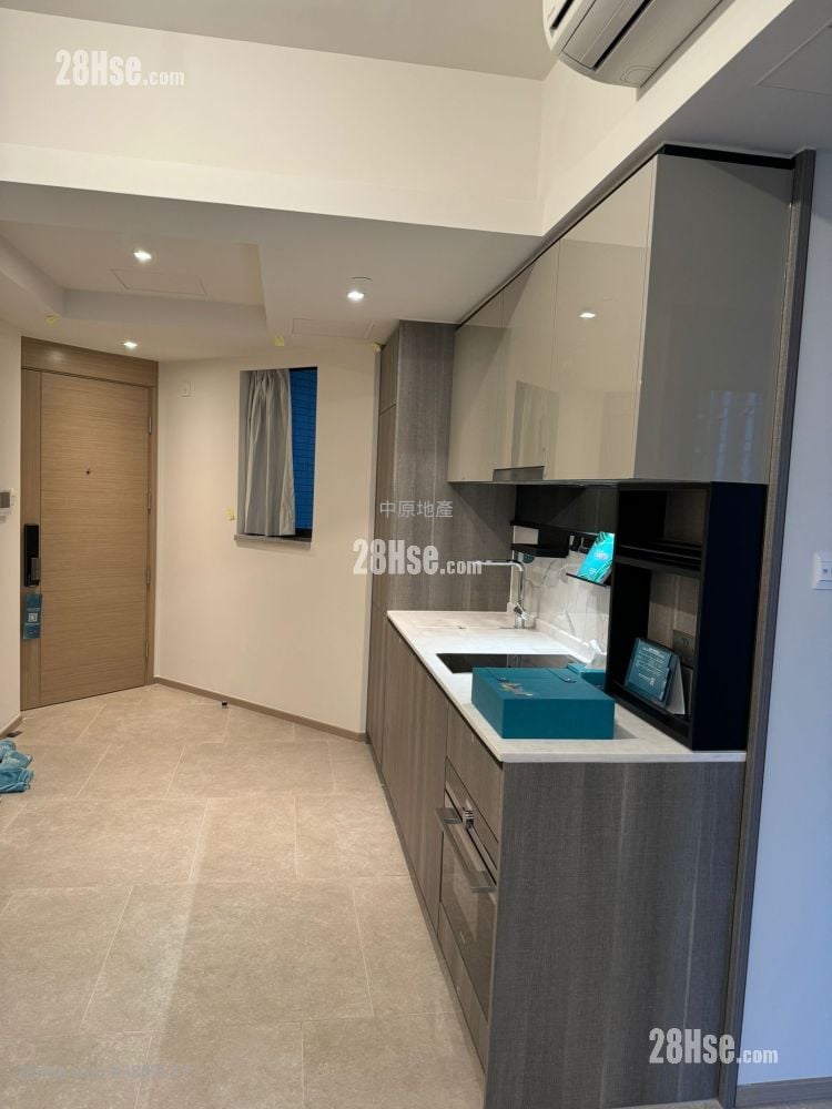 The Yoho Hub Sell 2 Bedrooms 468 ft²