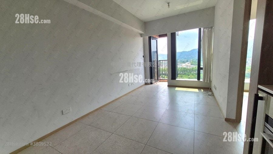 Atrium House Sell 3 Bedrooms 577 ft²