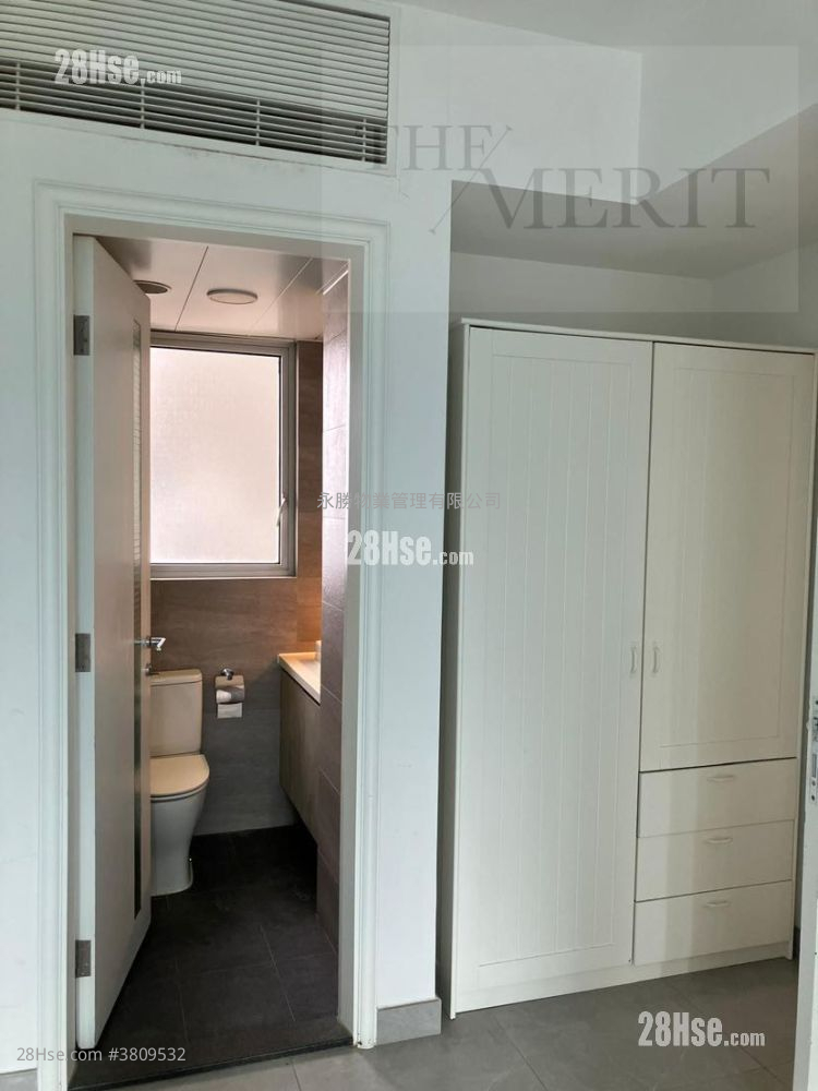 君临天下 租盘 751 平方尺