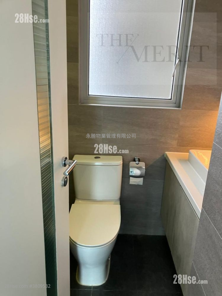 君临天下 租盘 751 平方尺