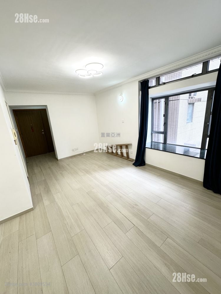 荷李活華庭 租盤 3 房 , 2 浴室 756 平方呎