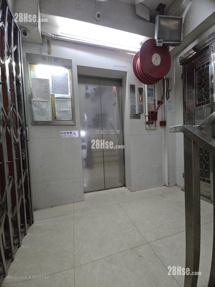 宏基大厦 租盘 2 房 , 1 浴室 610 平方尺