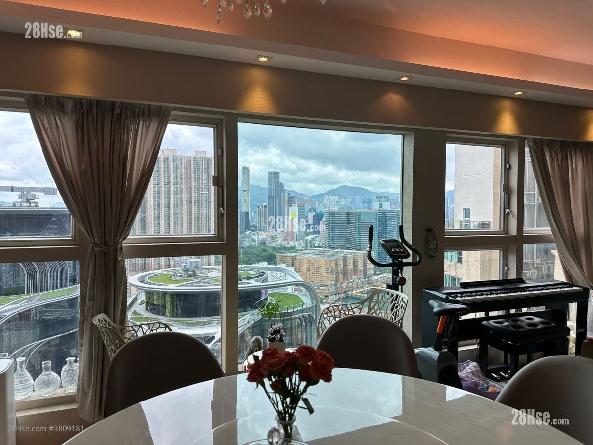 The Waterfront Sell 4 Bedrooms 1,642 ft²