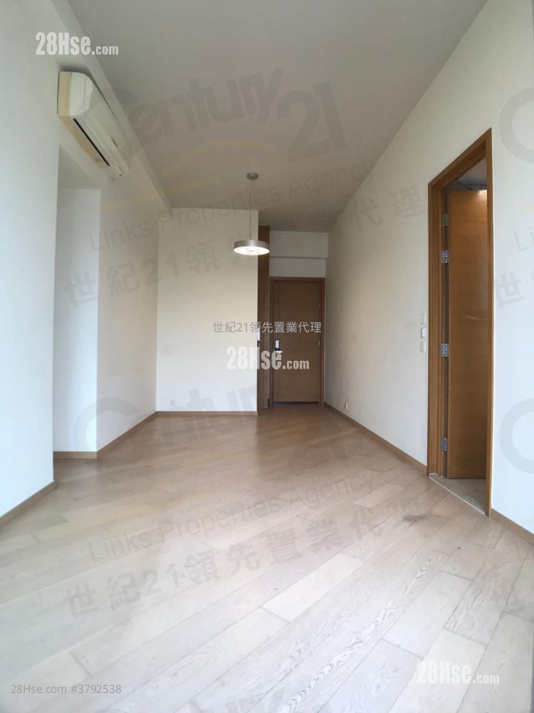 Chatham Gate Rental 2 Bedrooms , 1 Bathroom 609 ft²