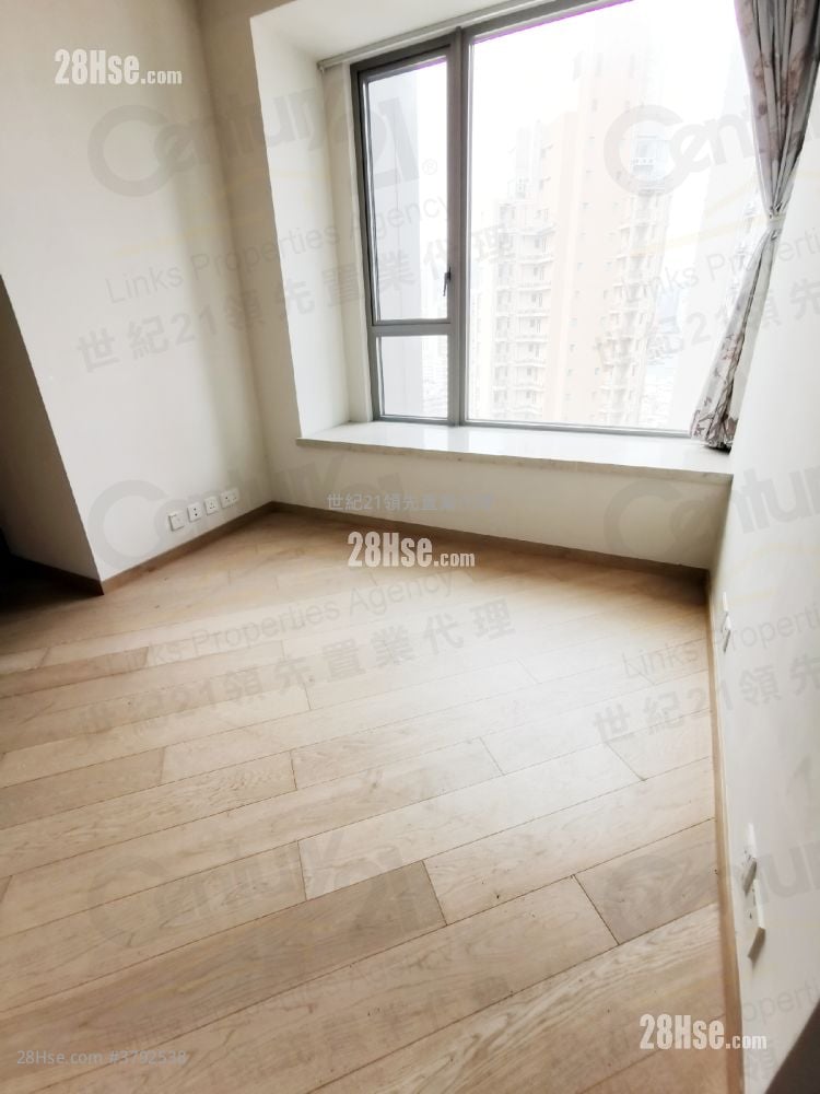 Chatham Gate Rental 2 Bedrooms , 1 Bathroom 609 ft²