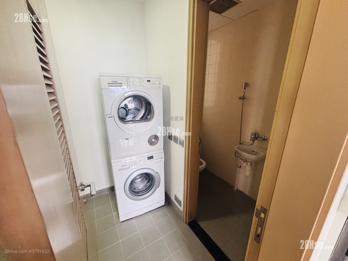 The Masterpiece Rental 3 Bedrooms , 3 Bathrooms 2,310 ft²