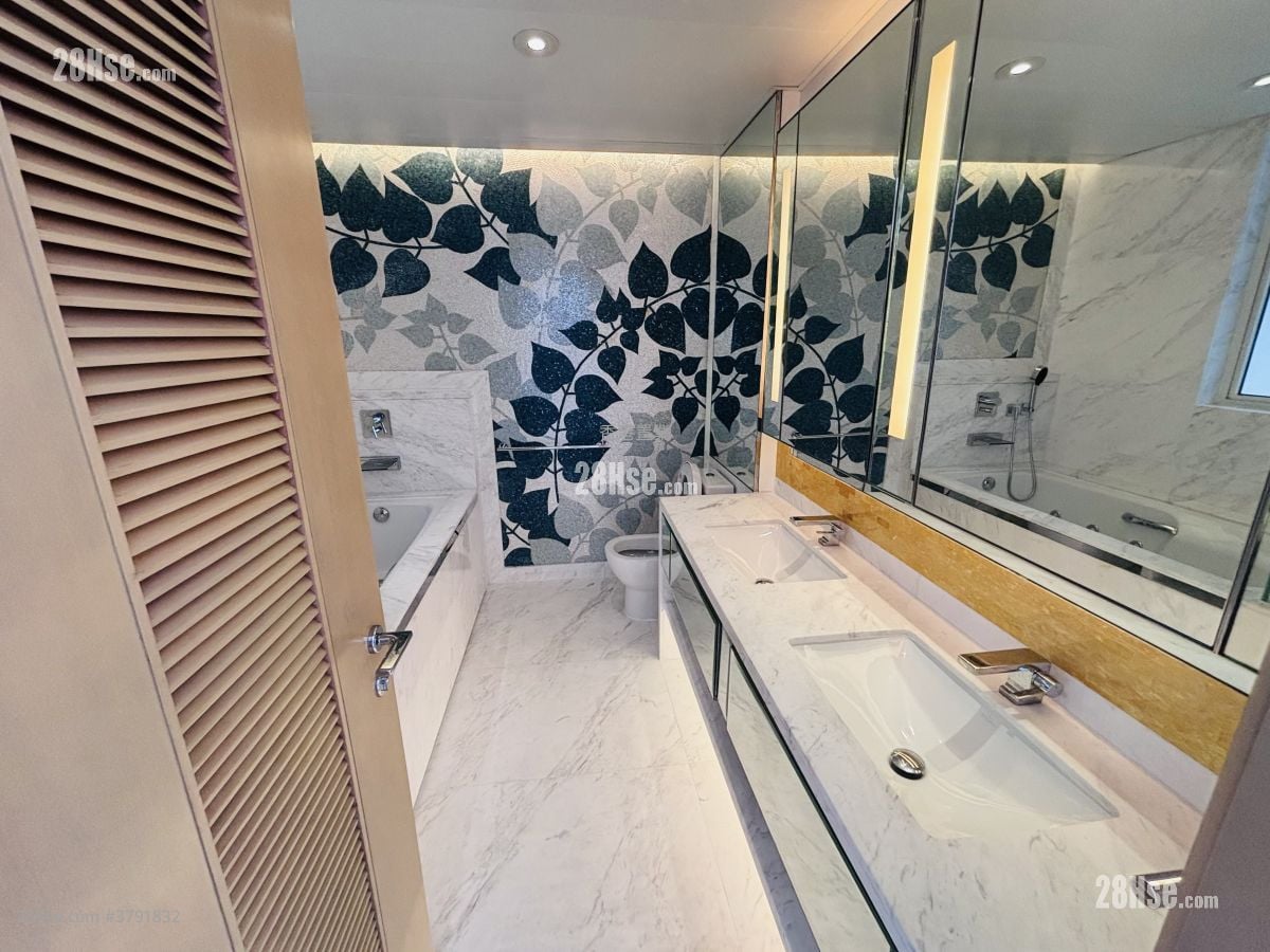 The Masterpiece Rental 3 Bedrooms , 3 Bathrooms 2,310 ft²