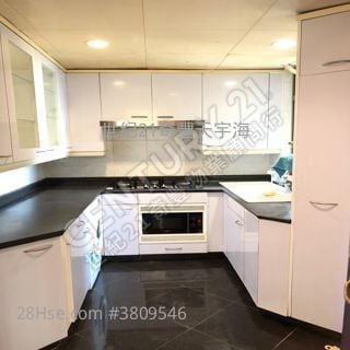 3房(1套)2廳+1貯 Connie 彭小姐90555387