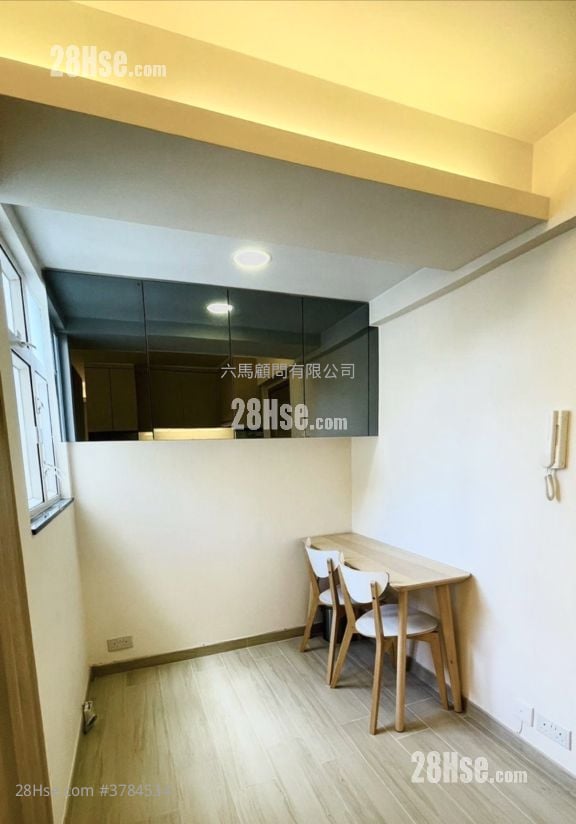 嘉辉花园 租盘 1 浴室 221 平方尺