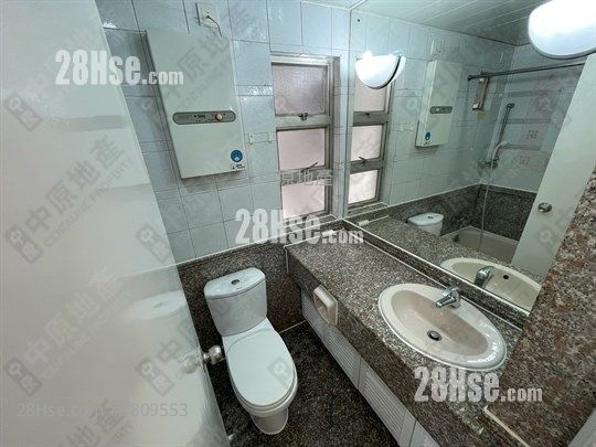 Kingswood Villas Sell 3 Bedrooms , 2 Bathrooms 635 ft²