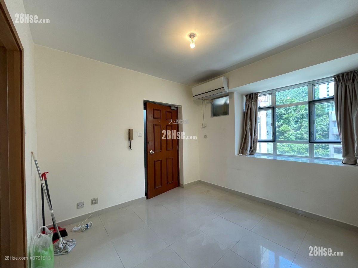 Hand Cheong Court Rental 2 Bedrooms , 1 Bathroom 332 ft²