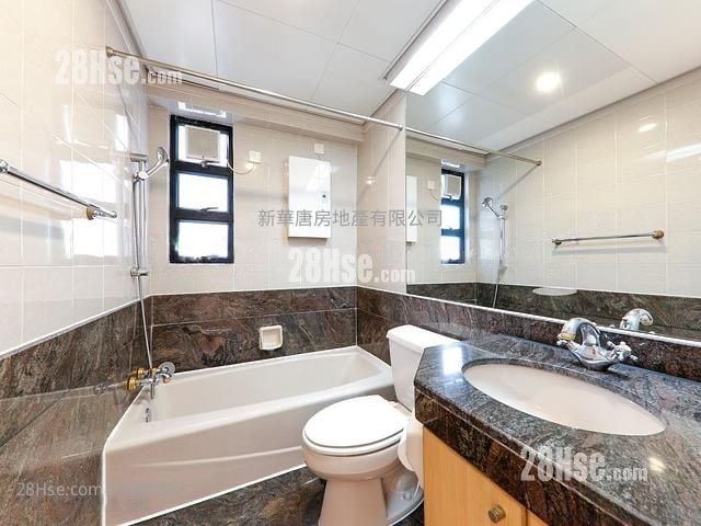 Imperial Court Rental 3 Bedrooms , 2 Bathrooms 1,027 ft²