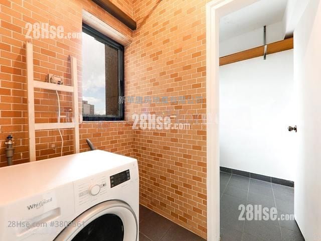 Imperial Court Rental 3 Bedrooms , 2 Bathrooms 1,027 ft²