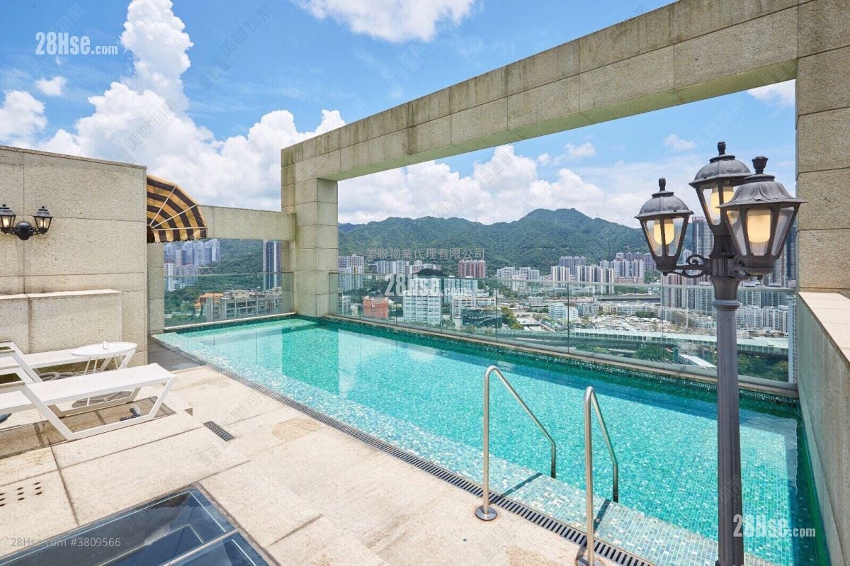 Peak One Sell 5+ Bedrooms 3,272 ft²