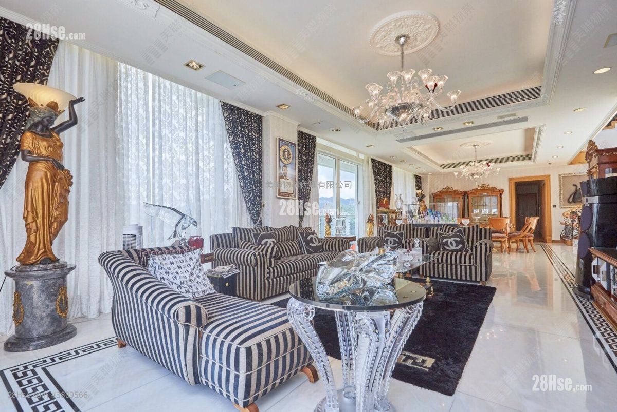 Peak One Sell 5+ Bedrooms 3,272 ft²