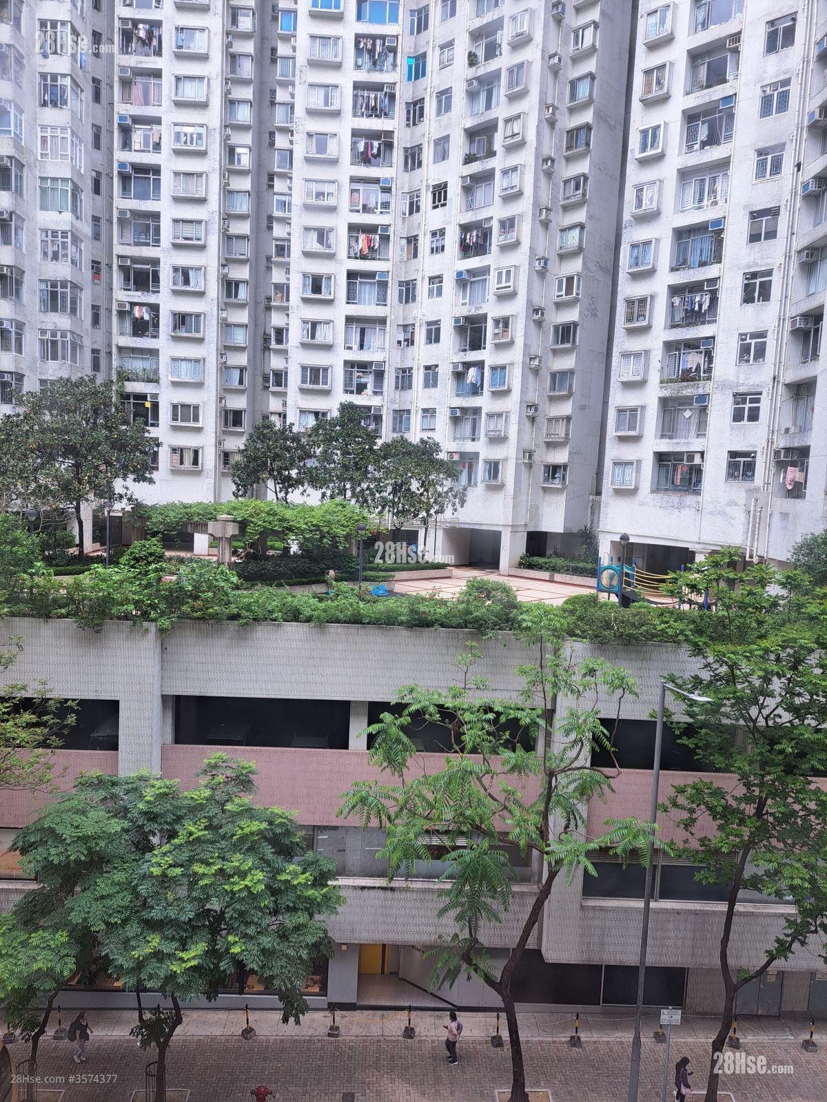 益发大厦 售盘 3 房 , 1 浴室 389 平方尺