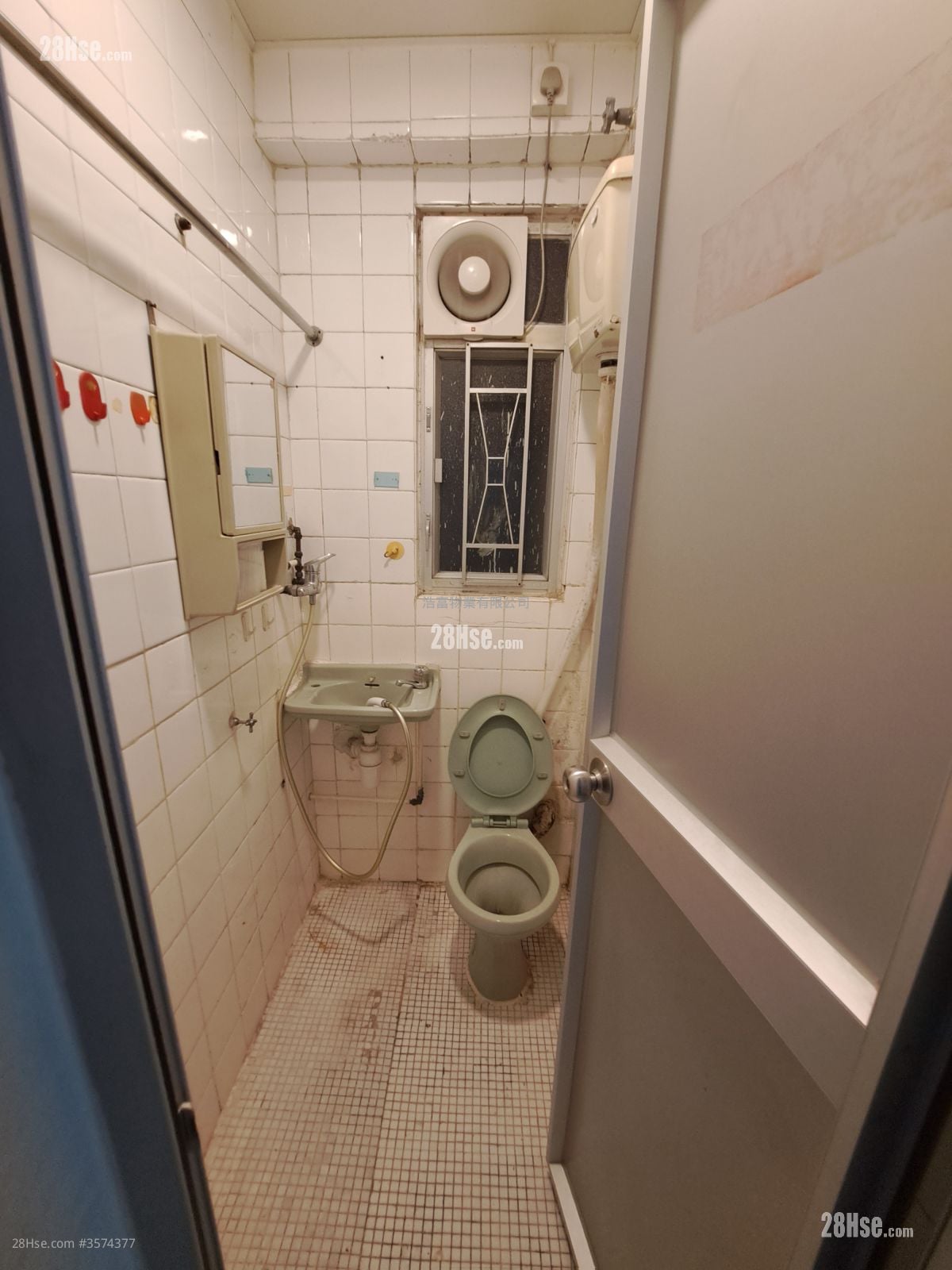 益发大厦 售盘 3 房 , 1 浴室 389 平方尺