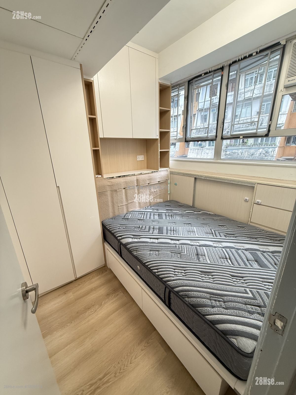 Whampoa Building Rental 3 Bedrooms , 1 Bathroom 425 ft²