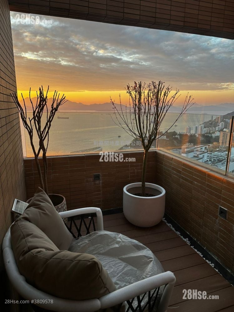 置富花园 售盘 3 房 845 平方尺