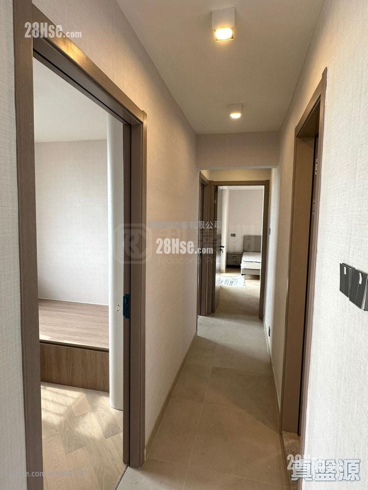 置富花园 售盘 3 房 845 平方尺