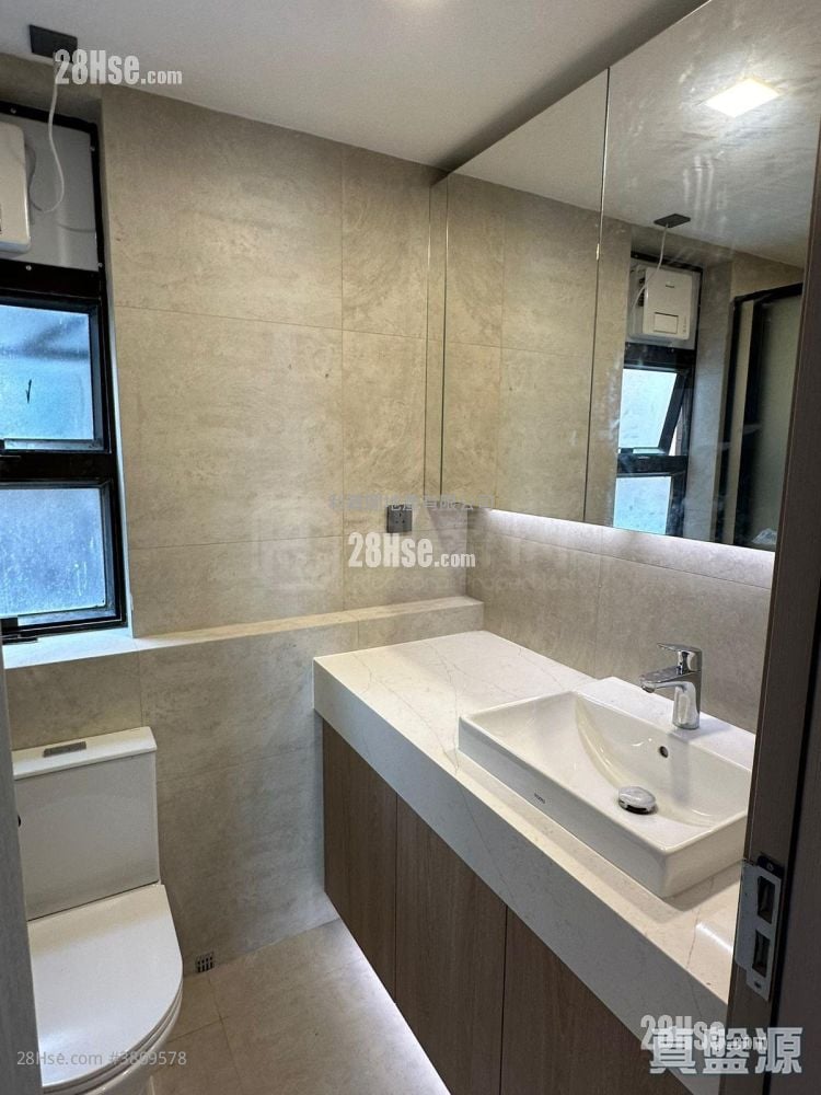 置富花园 售盘 3 房 845 平方尺