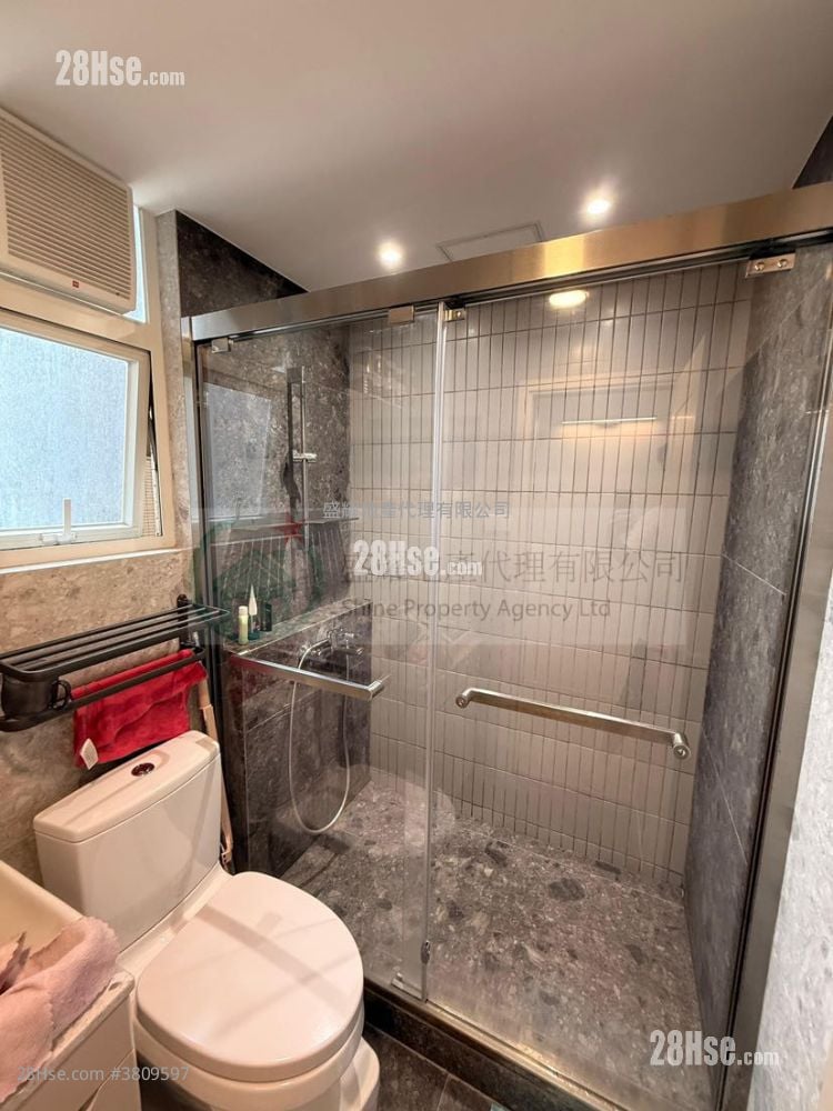 海峯园 售盘 2 房 , 1 浴室 768 平方尺