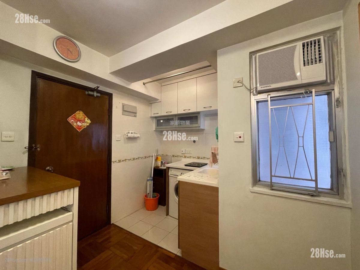 Full Wing Building Sell Studio , 1 Bathroom 201 ft²