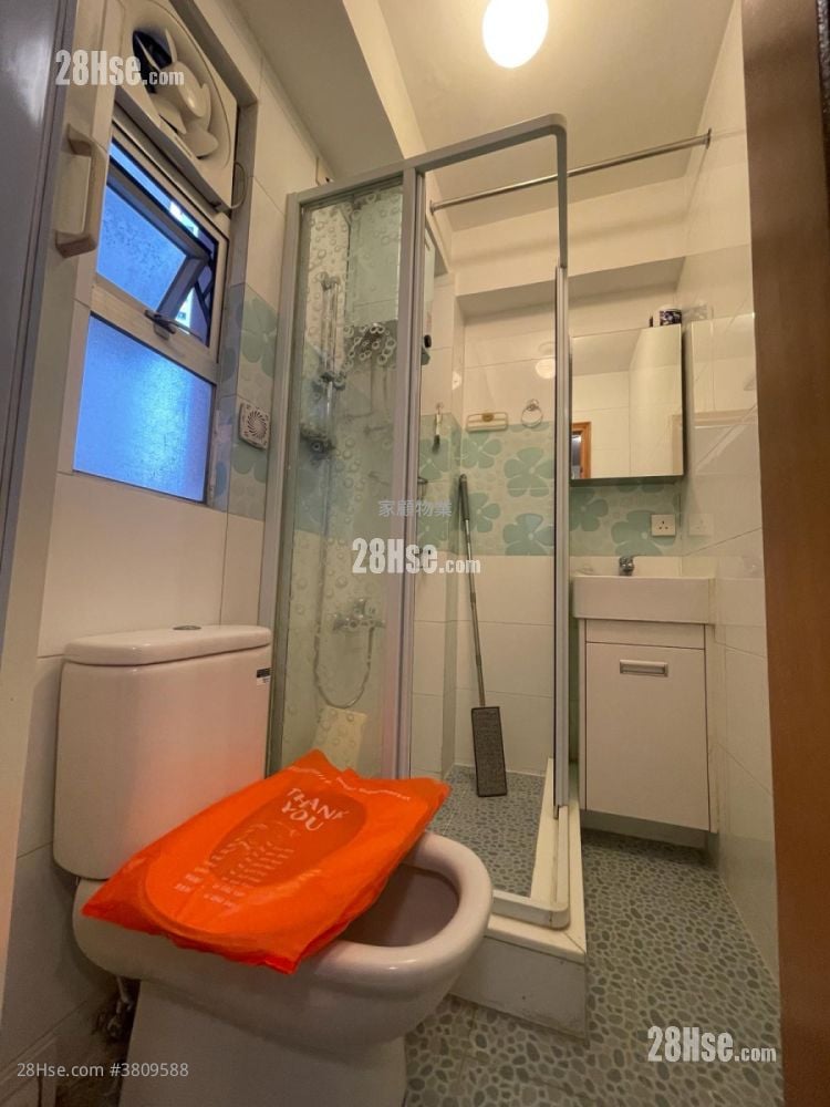 Full Wing Building Sell Studio , 1 Bathroom 201 ft²